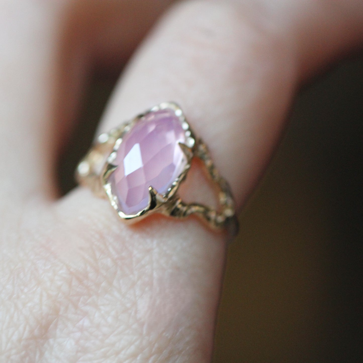 10K Lavender Quartz Split Shank Ring- OOAK