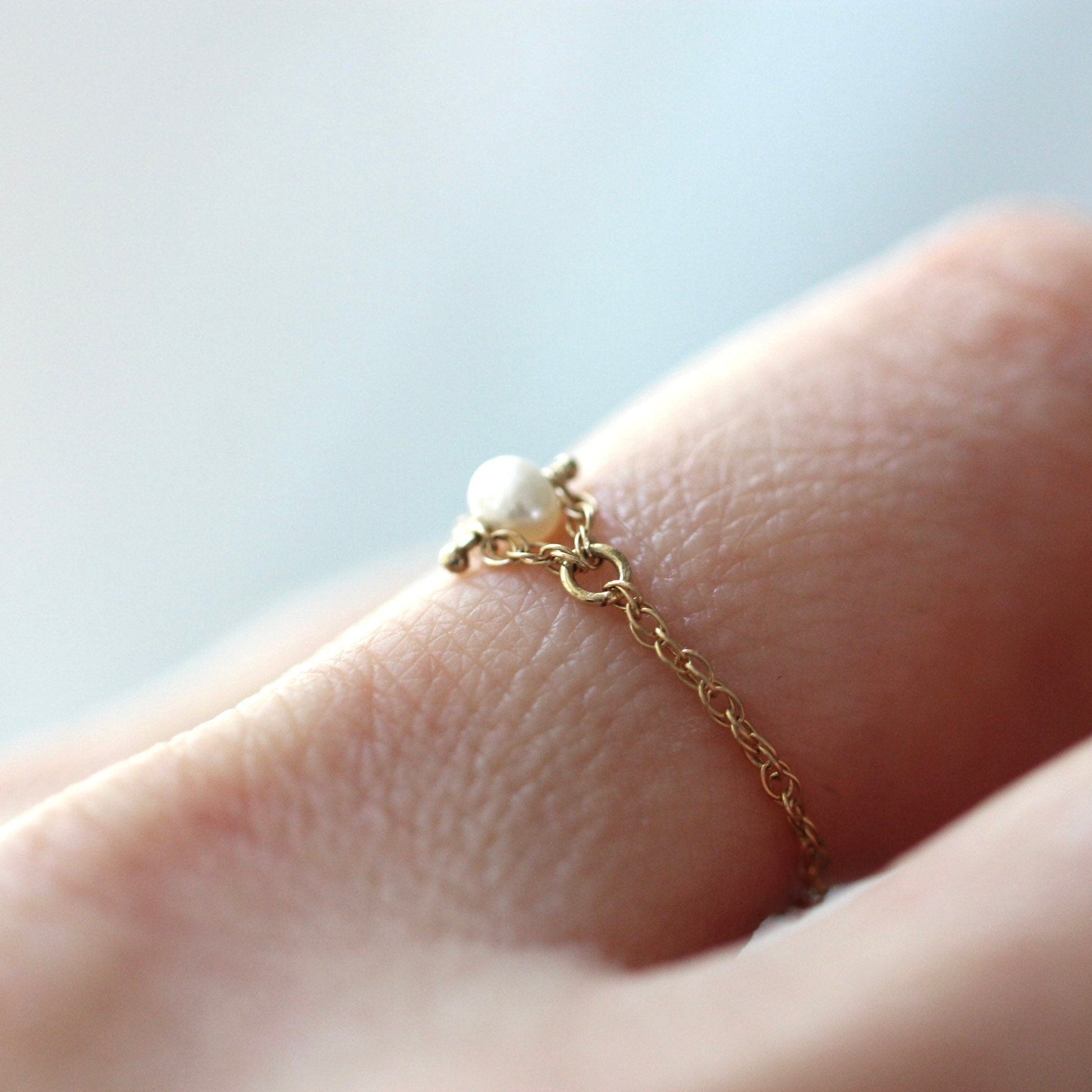 14K Gold Pearl Chain Ring, Solid Gold Chain Ring, Solid Gold Pearl Ring, White Pearl, June Birthstone, Rope Chain Ring, Dainty Chain Ring