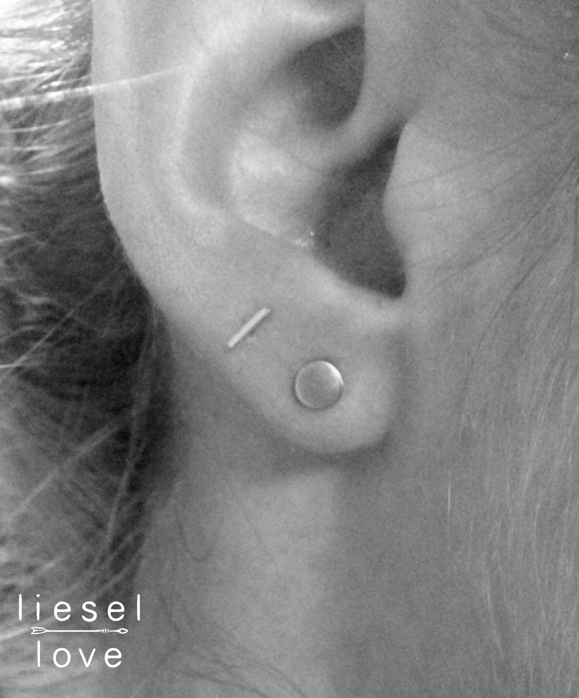 Solid 14K Gold Dot Studs, Dot Studs, Circle Studs, Gold Studs, Gold Earrings, Dainty Earrings, Disk Studs, Flat Circle Stud, Solid Gold
