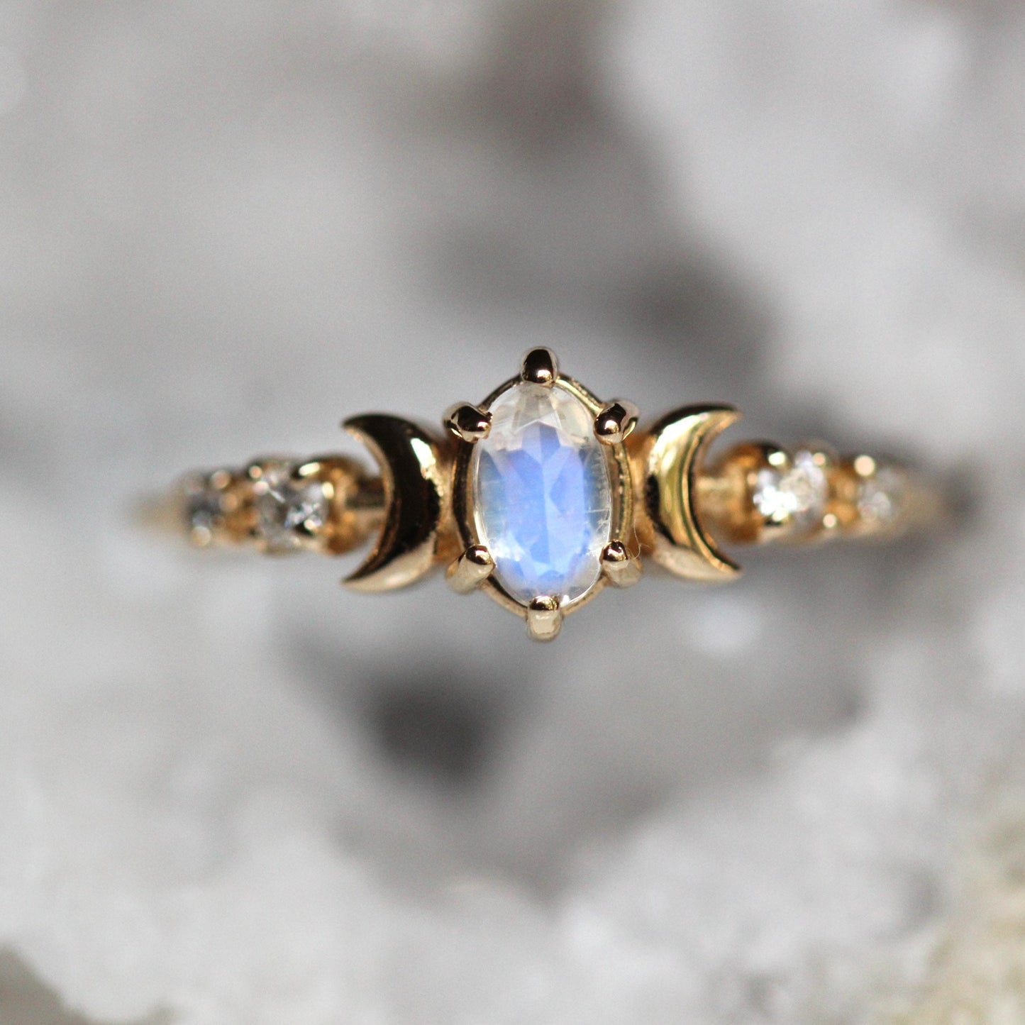14K Moon Phase Ring, Rainbow Moonstone and Diamond Ring, Double Moon Ring, 10K, Astrology Ring, Blue Stone Ring, Oval Stone, Gemstone