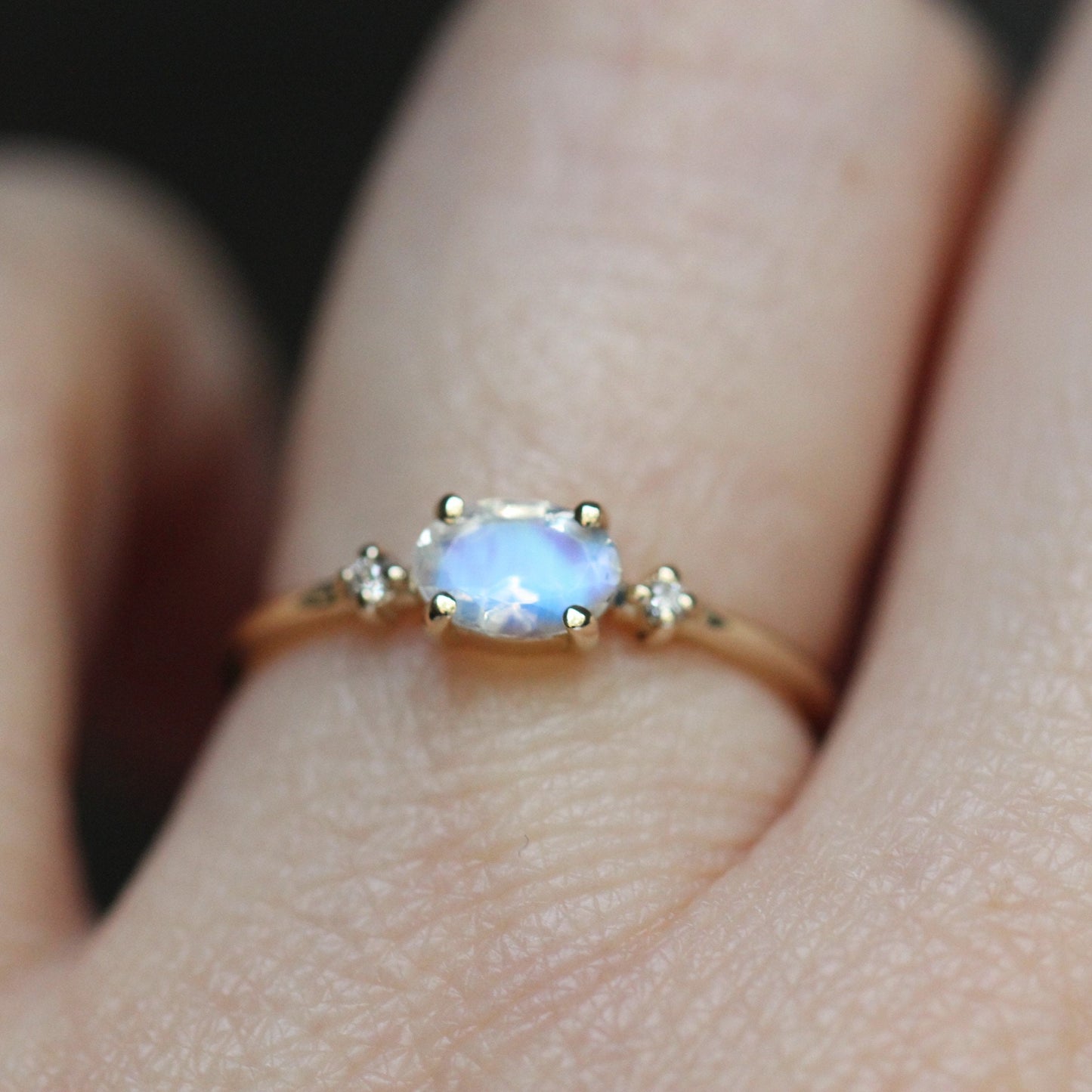 14K Gold Oval Moonstone Diamond Ring, 10K East West Oval, Moonstone Ring, Moonstone Oval Ring, Three Stone ring, Blue Flash Rainbow, Minimal