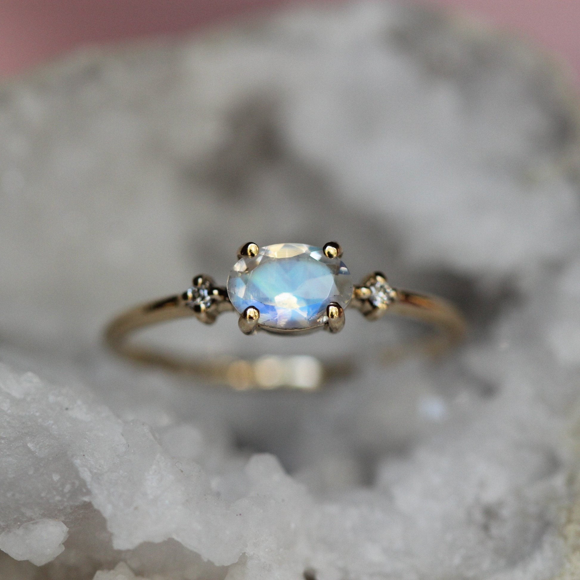 14K Gold Oval Moonstone Diamond Ring, 10K East West Oval, Moonstone Ring, Moonstone Oval Ring, Three Stone ring, Blue Flash Rainbow, Minimal