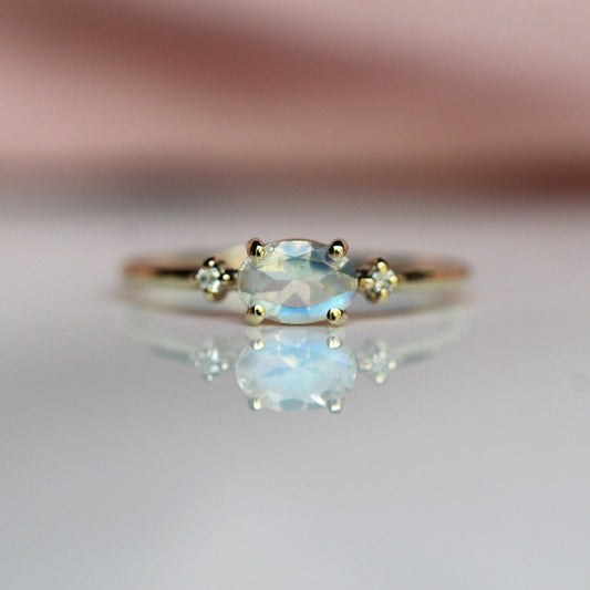 14K Gold Oval Moonstone Diamond Ring, 10K East West Oval, Moonstone Ring, Moonstone Oval Ring, Three Stone ring, Blue Flash Rainbow, Minimal