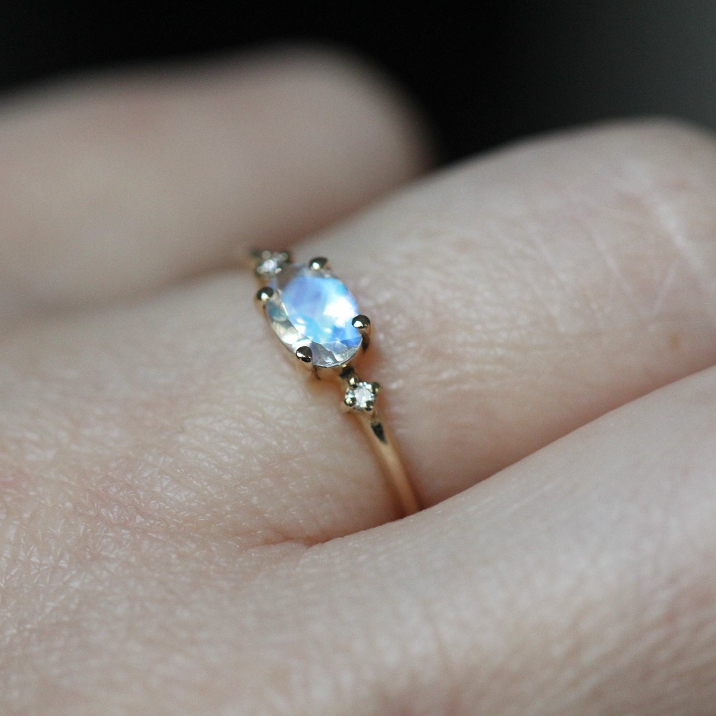 14K Gold Oval Moonstone Diamond Ring, 10K East West Oval, Moonstone Ring, Moonstone Oval Ring, Three Stone ring, Blue Flash Rainbow, Minimal