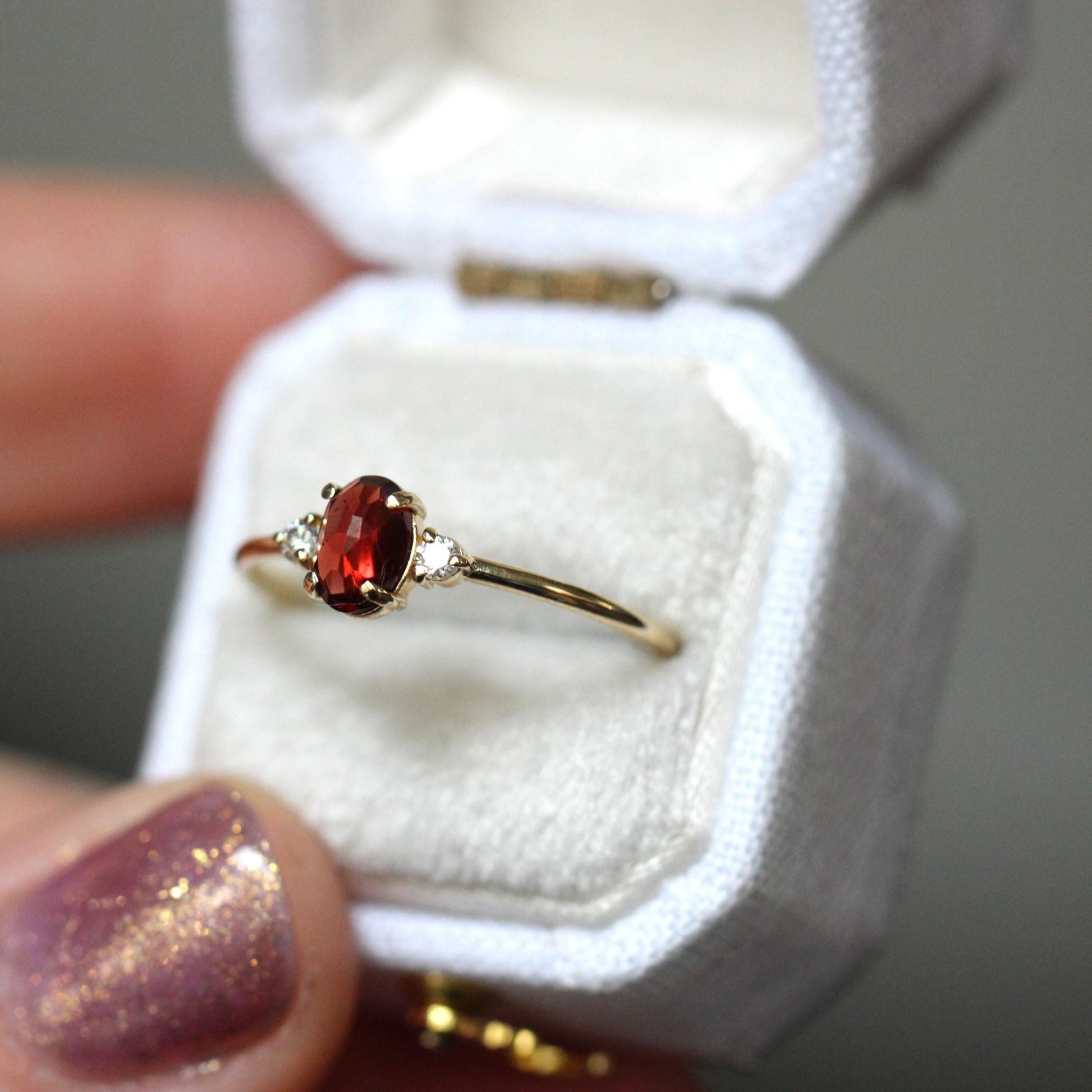 14K Gold Garnet Diamond Ring, Three Stone Ring, 10K Gemstone Ring, Red Stone Ring, Oval Stone, Rose-cut Oval, Solid Gold, January Birthstone