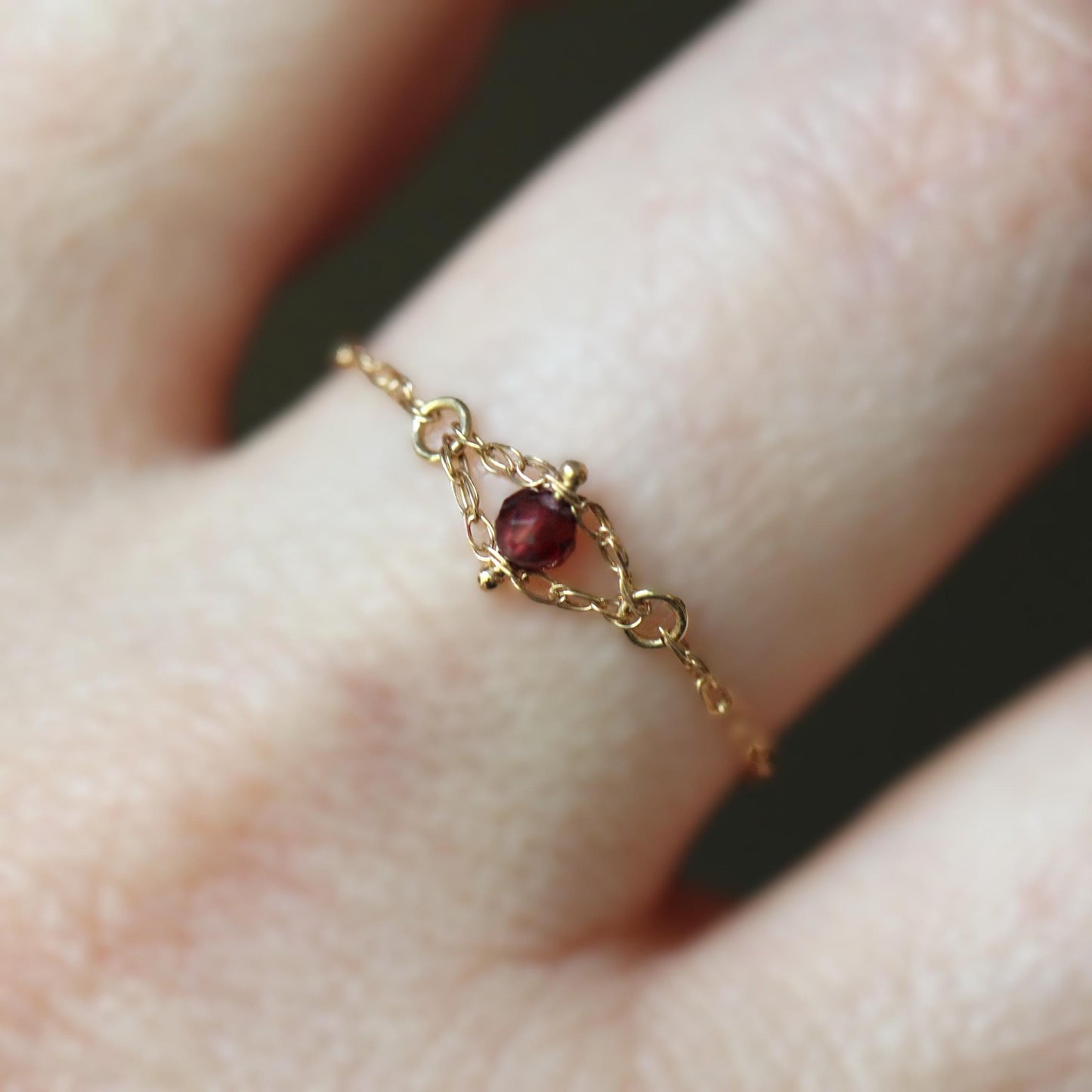14K Gold Garnet Chain Ring, Solid Gold Chain Ring, Solid Gold Garnet Ring, Red Stone, Red and Gold, Rope Chain Ring, January Birthstone
