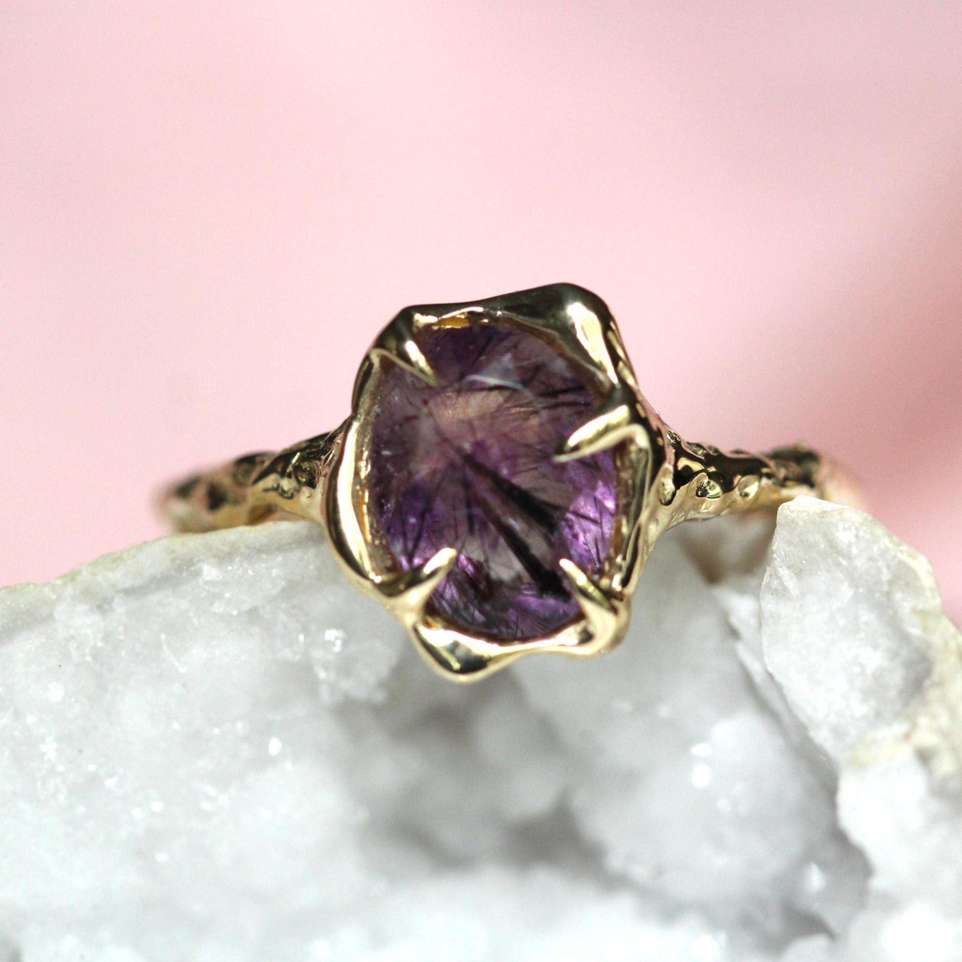 10K OOAK Super Seven Free Form Ring, Molten Ring. Solid Gold, One Of a Kind, Melody Stone, Purple Stone, Organic Textured Ring, Wave Ring