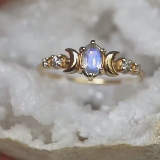 14K Moon Phase Ring, Rainbow Moonstone and Diamond Ring, Double Moon Ring, 10K, Astrology Ring, Blue Stone Ring, Oval Stone, Gemstone
